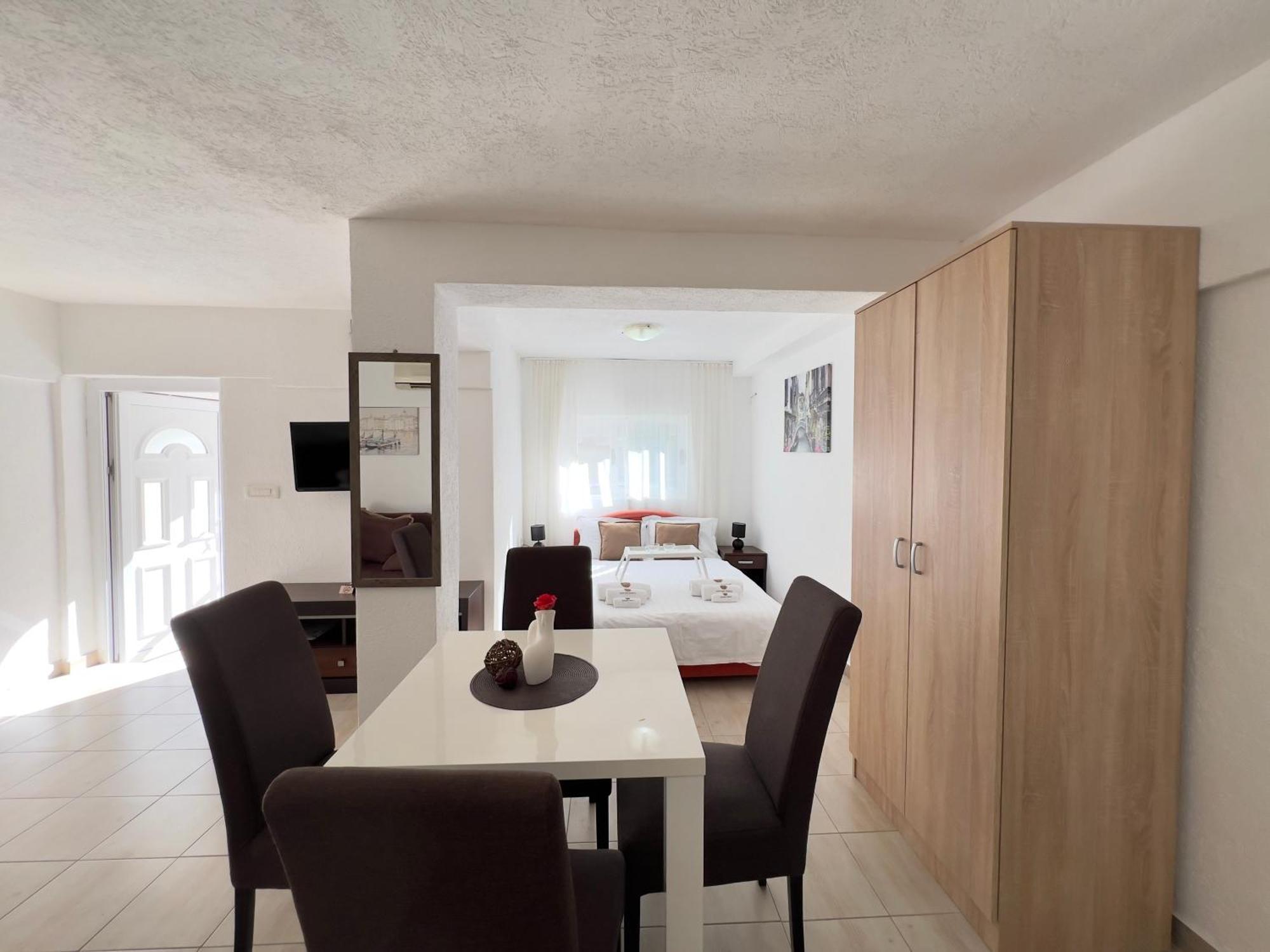 בודווה Apartments Pribilovic מראה חיצוני תמונה