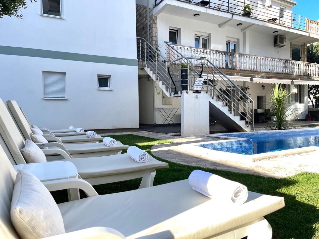 בודווה Apartments Pribilovic מראה חיצוני תמונה